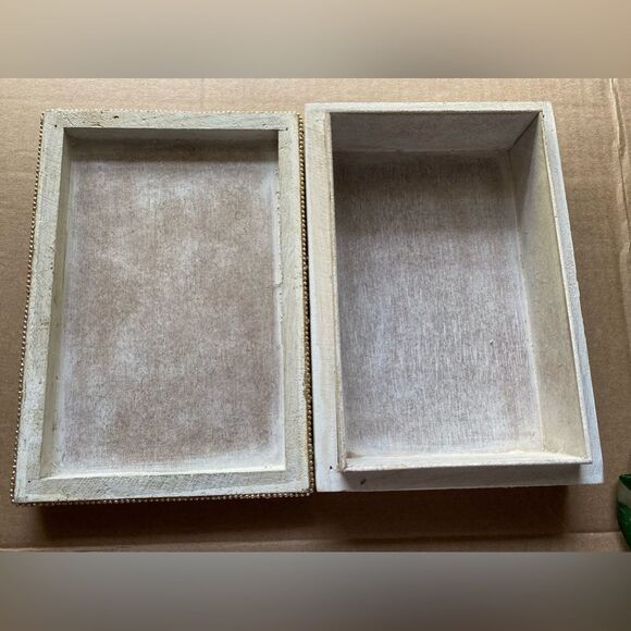 wooden jewelry box with stones - Picture 4 of 8